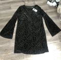 [SALE] Đầm Suông Adrienne Nhung Ép Họa Tiết Tay Loe - Size L 55-60kg